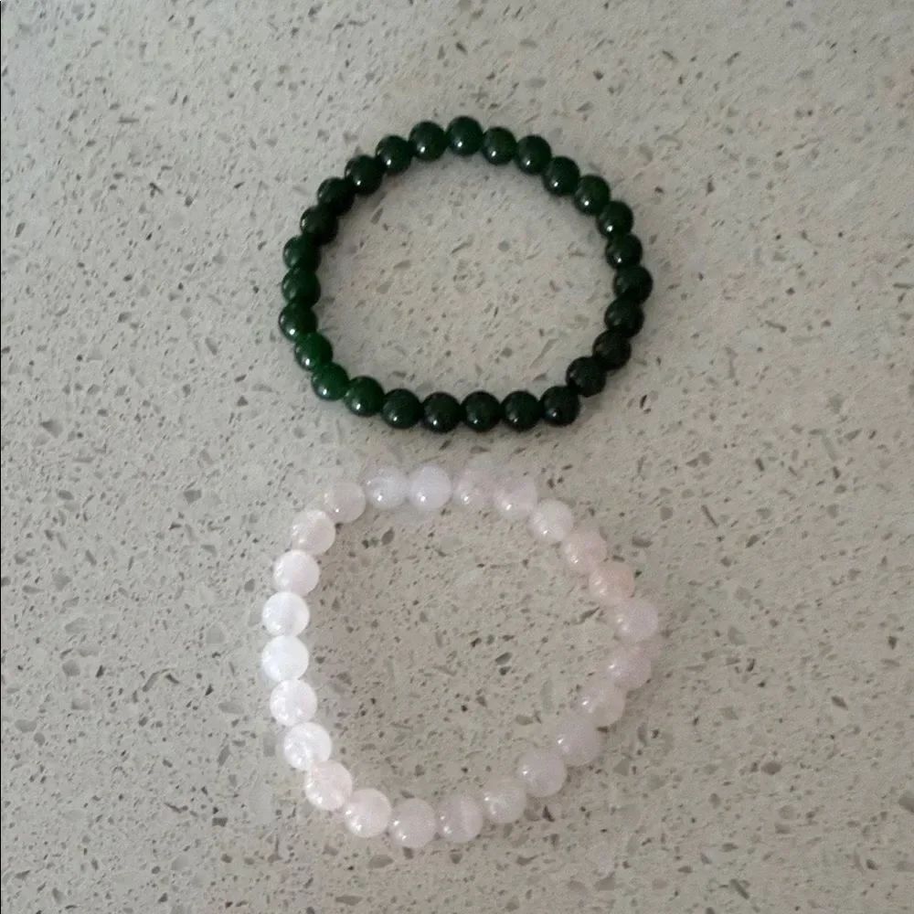 NWOT Green and Pink Beaded Bracelet Set Fun Retro